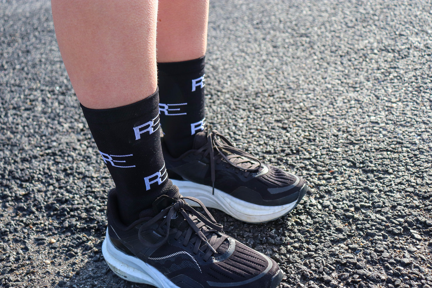 Classic Lightweight Crew Performance Socks